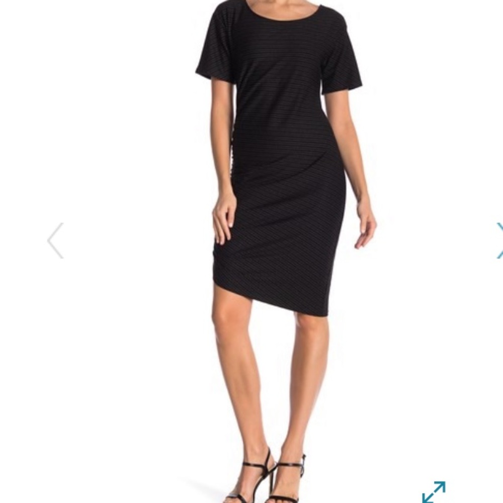 vanity room black short ruched side dress Size S
